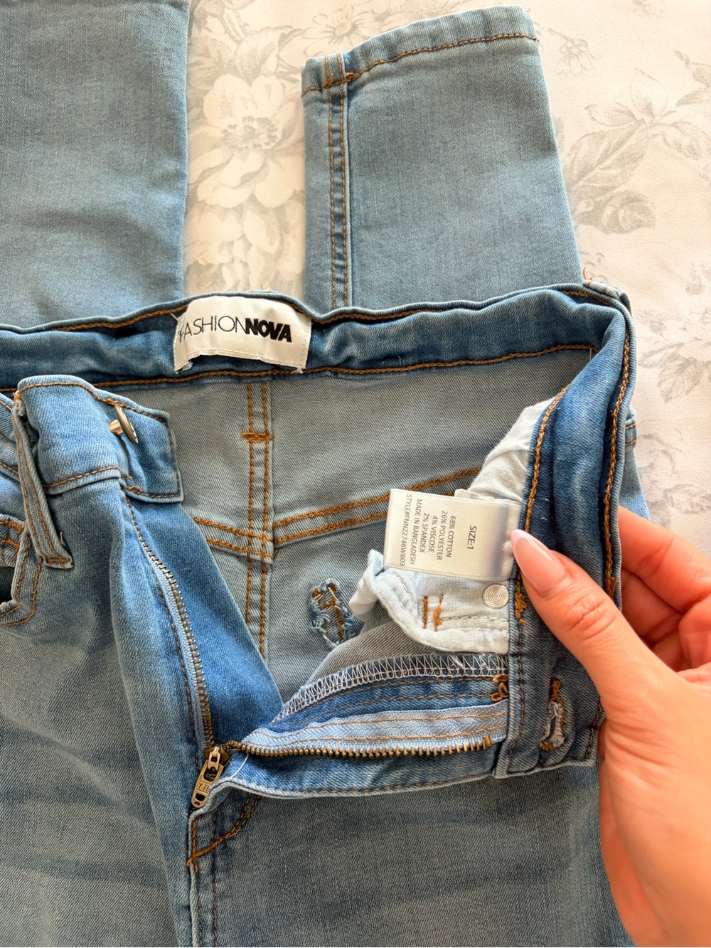 Fashion Nova Light Blue Distressed Ankle Skinny Jeans - Picture 4 of 4